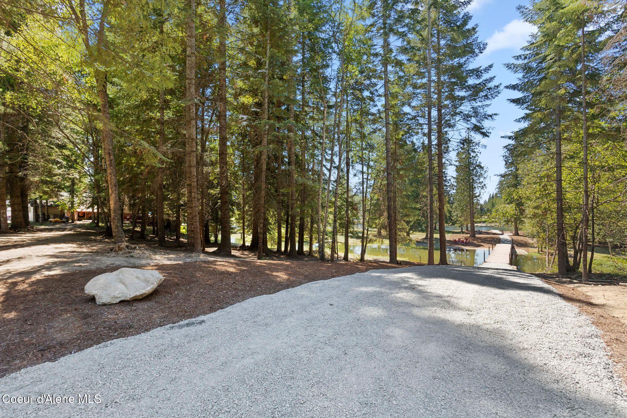 Image 4: Road
