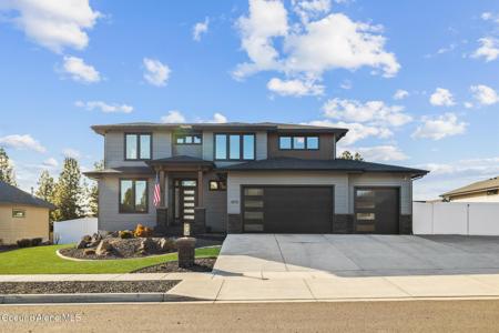 8115 N JODI STREET