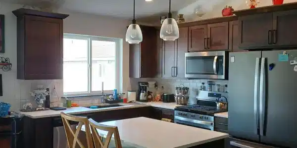 Image 2: kitchen