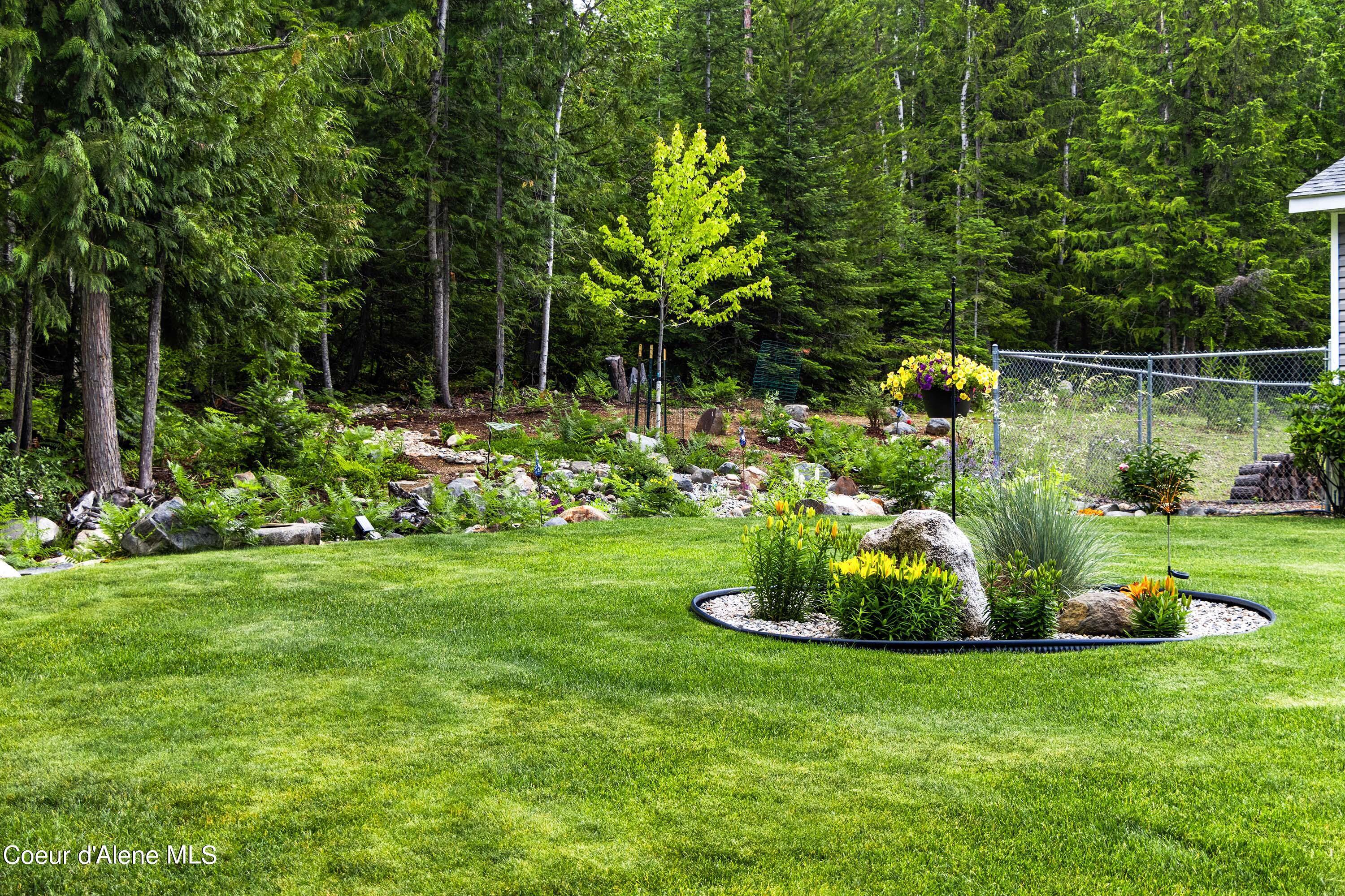 Image 3: Landscaping