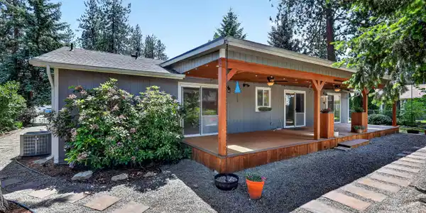 Image 2: Back yard and Deck