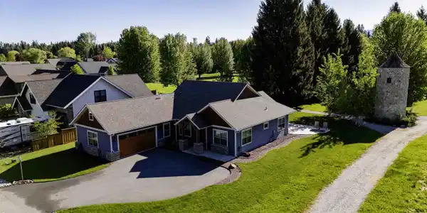 218 Crooked Ear DR