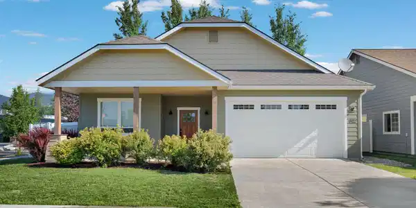 1522 Autumn Ln