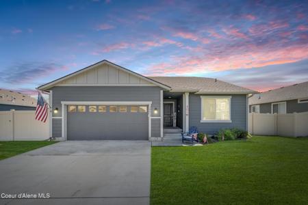 10413 N Belgrave Loop