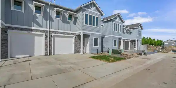 Image 2: Exterior Elevation