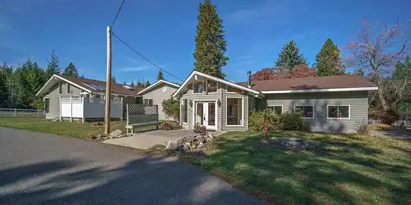 418 Timberline Dr.