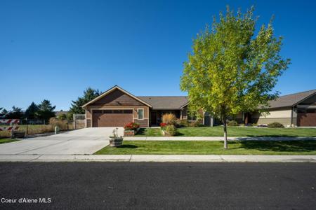 2229 N SOCKEYE DR
