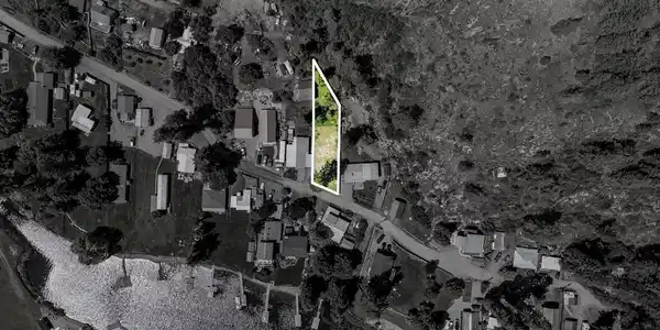 Image 3: 20653-N-Altamont-Rd-Approx-Lot-Lines-000