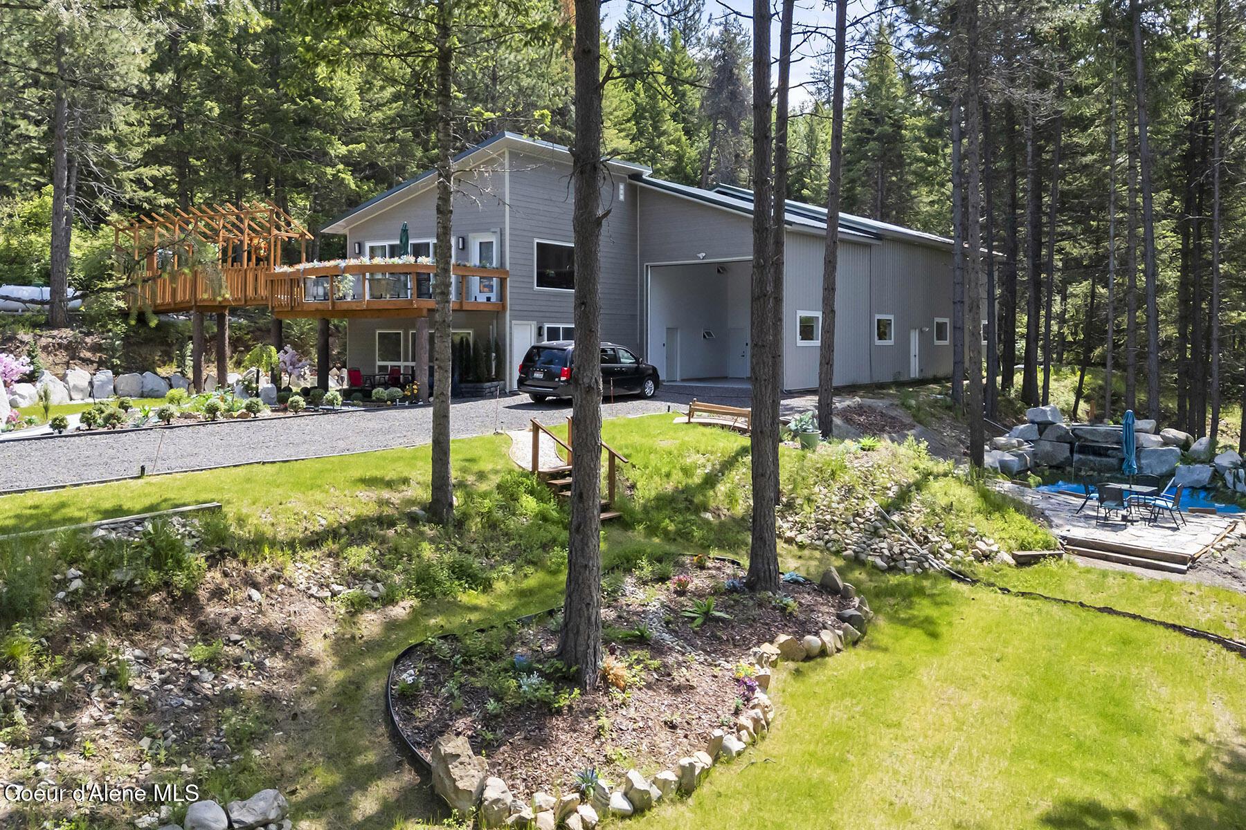 Image 3: Outside View