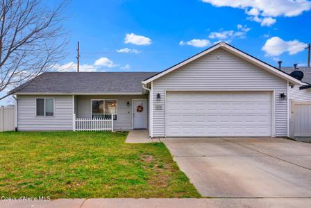 2878 E KNAPP CIR