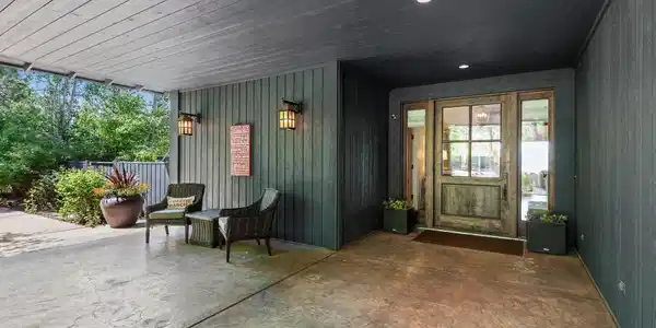 Image 2: Estate141-1