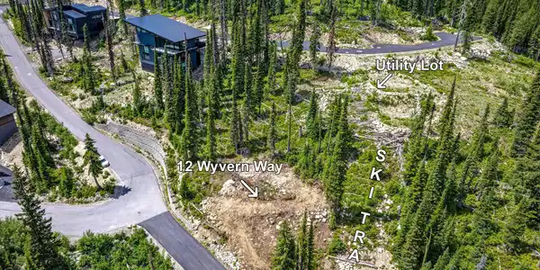 Image 3: 12WyvernWay-6.jpg-SMALL_marked up