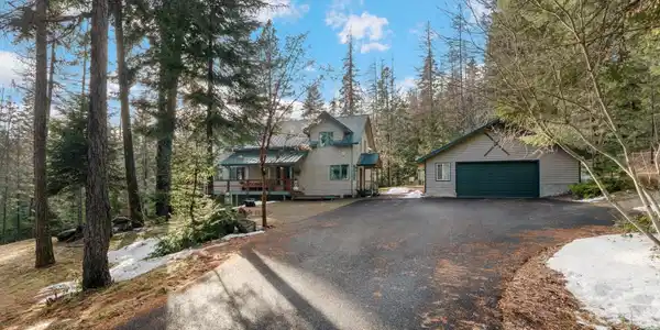 774 Mountain Creek Rd
