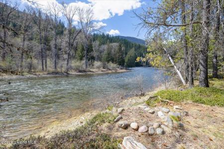NNA N Moyie River Rd