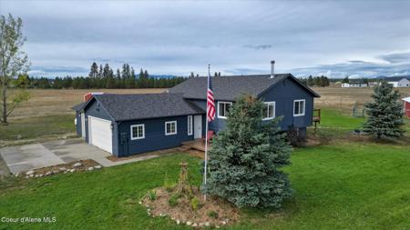 1837 E YELLOW PINE AVE