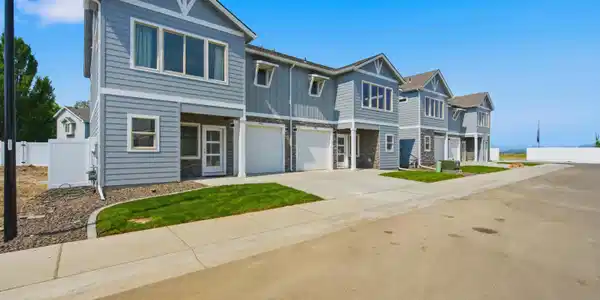 Image 3: Exterior Elevation