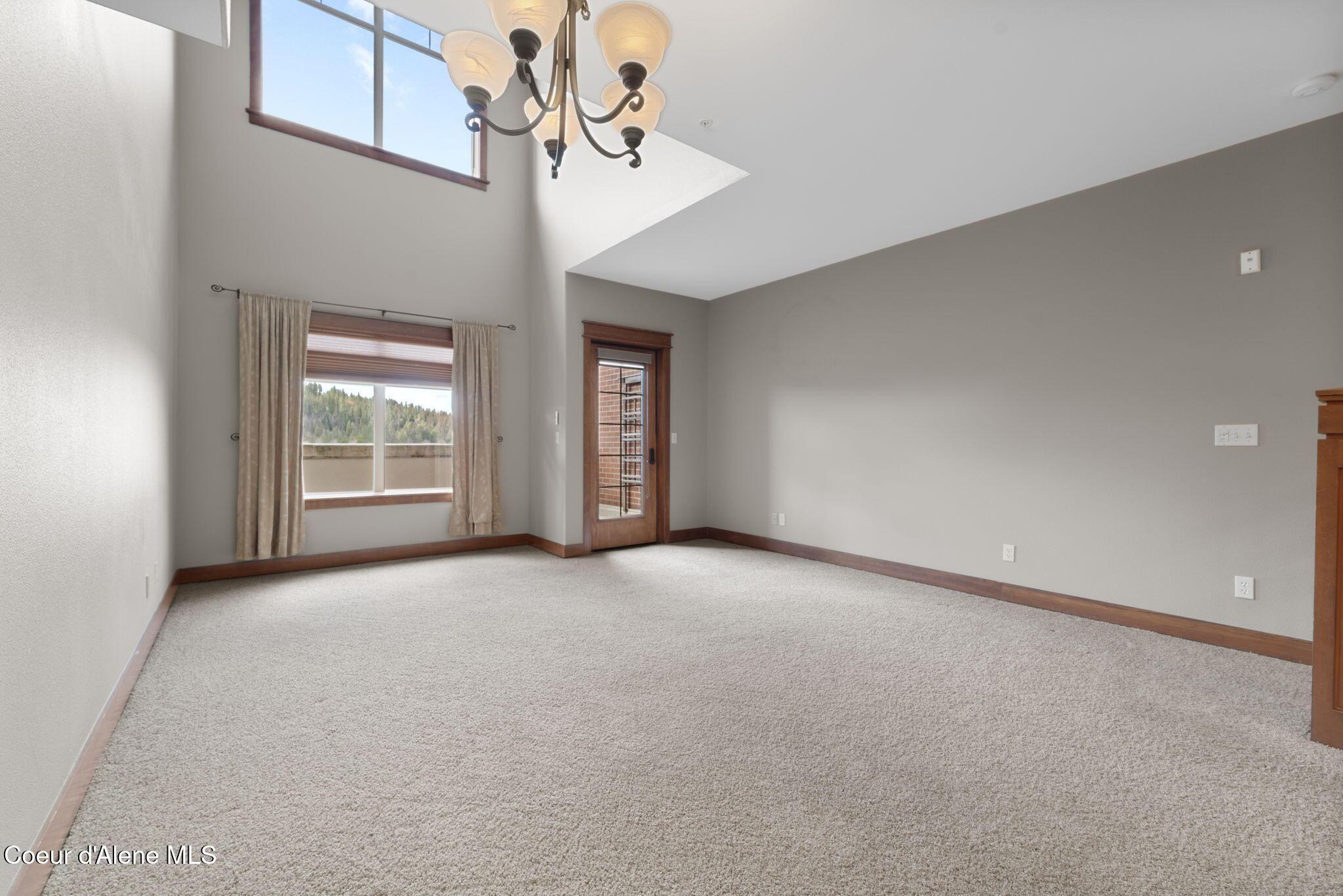 Image 3: 3-web-or-mls-DSC03099