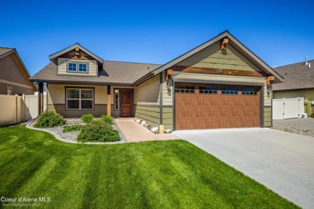2247 N Sockeye DR