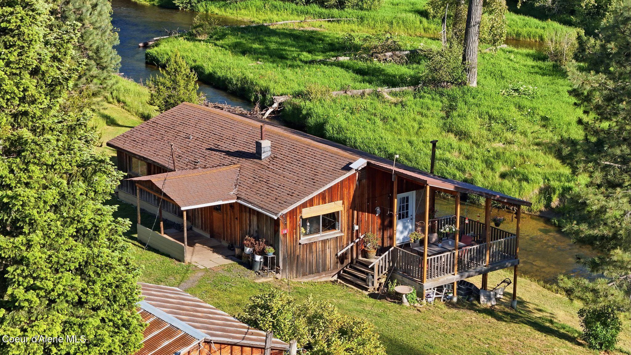 Image 3: Cabin