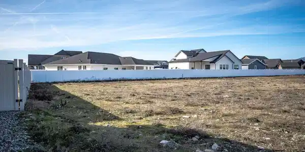 3965 N May Ella LOOP