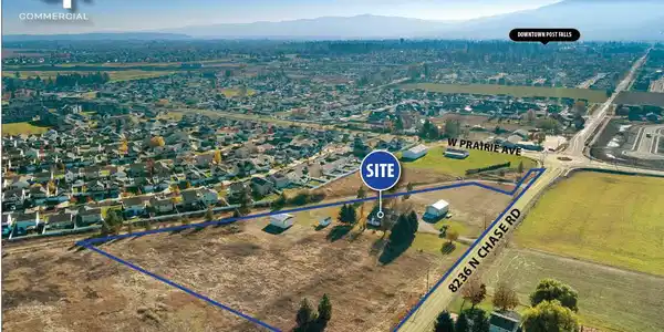 Image 3: Chase Aerial