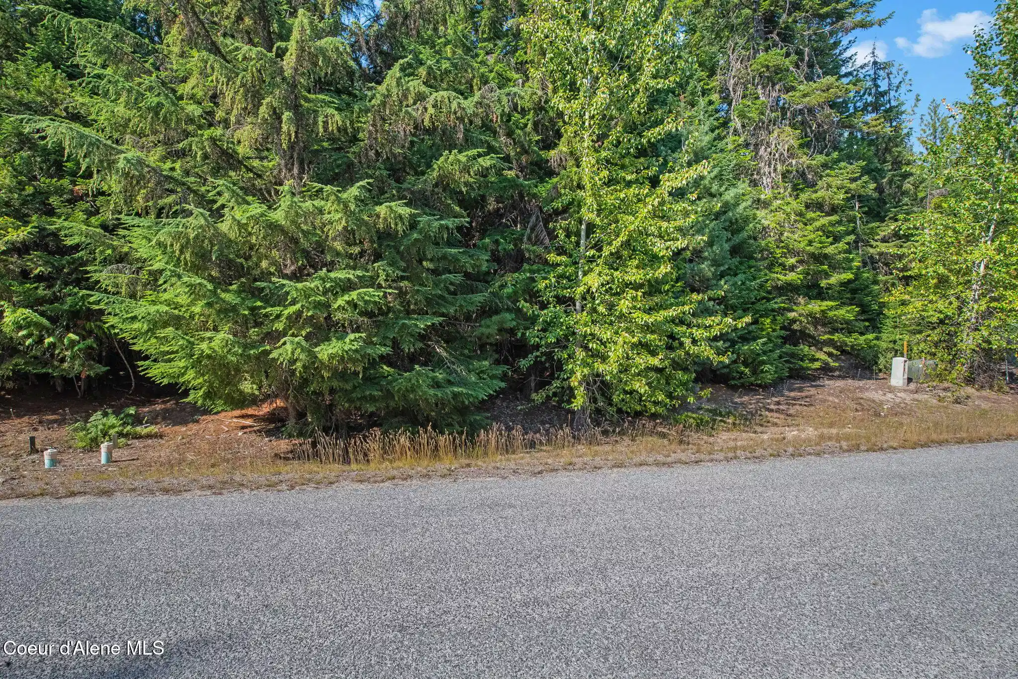 Image 1: 1-web-or-mls-775 Fairway Dr Left-1