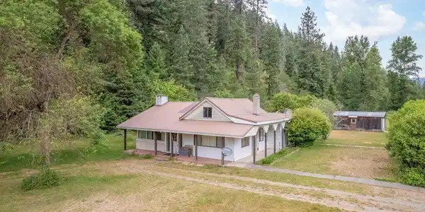 1875 S Gateway Ranch Rd
