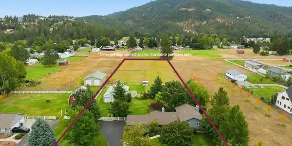 Image 3: 2.44-acre