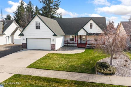1152 W Canfield Ave