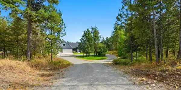 Image 4: 09-Front of Home