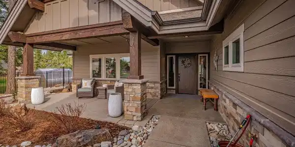 Image 3: Front Covered Porch