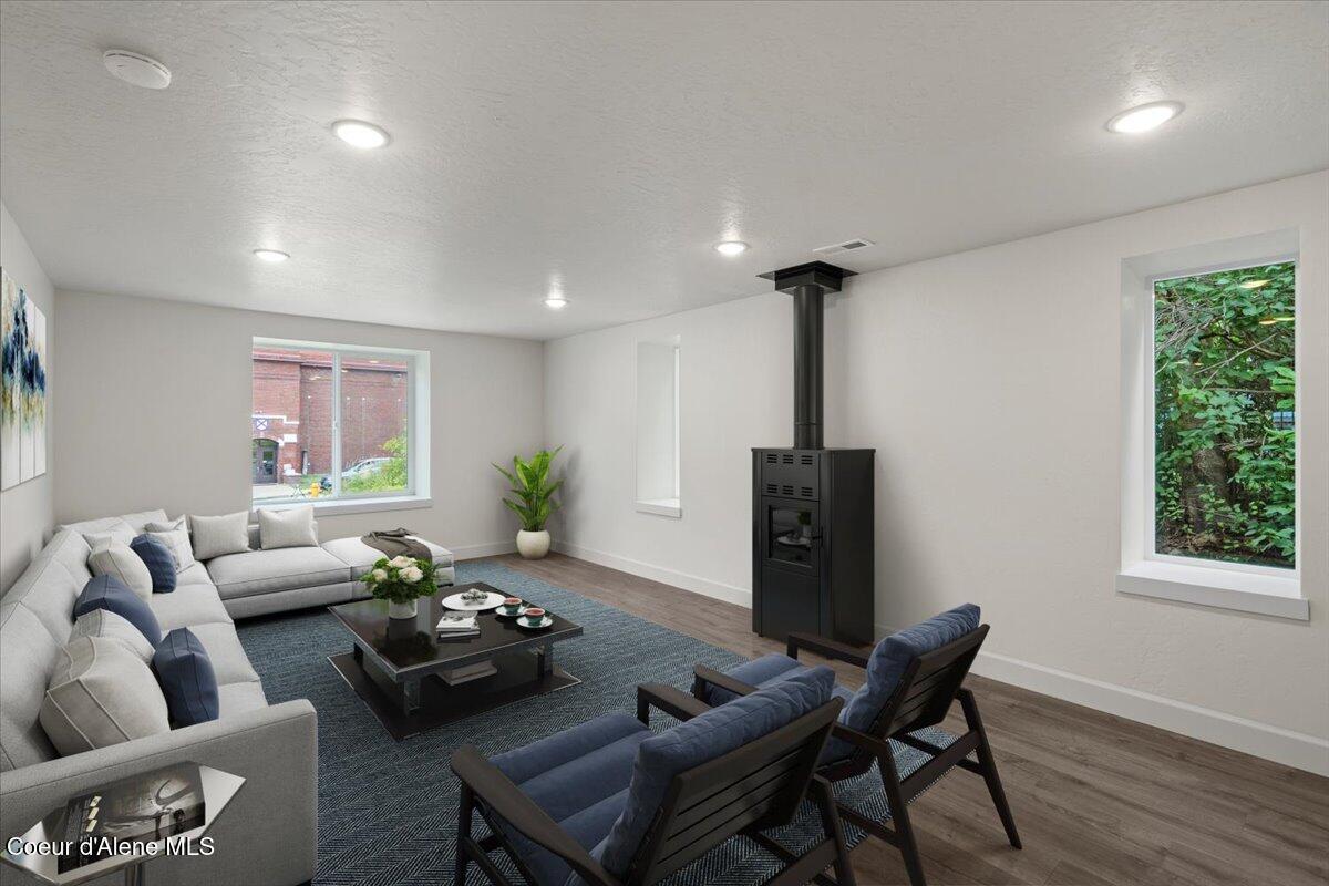 Image 4: 11-Living Room VS