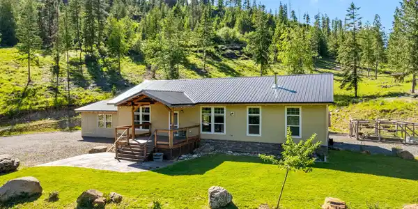 Image 2: 1-web-or-mls-1446 Sagle Creek-1