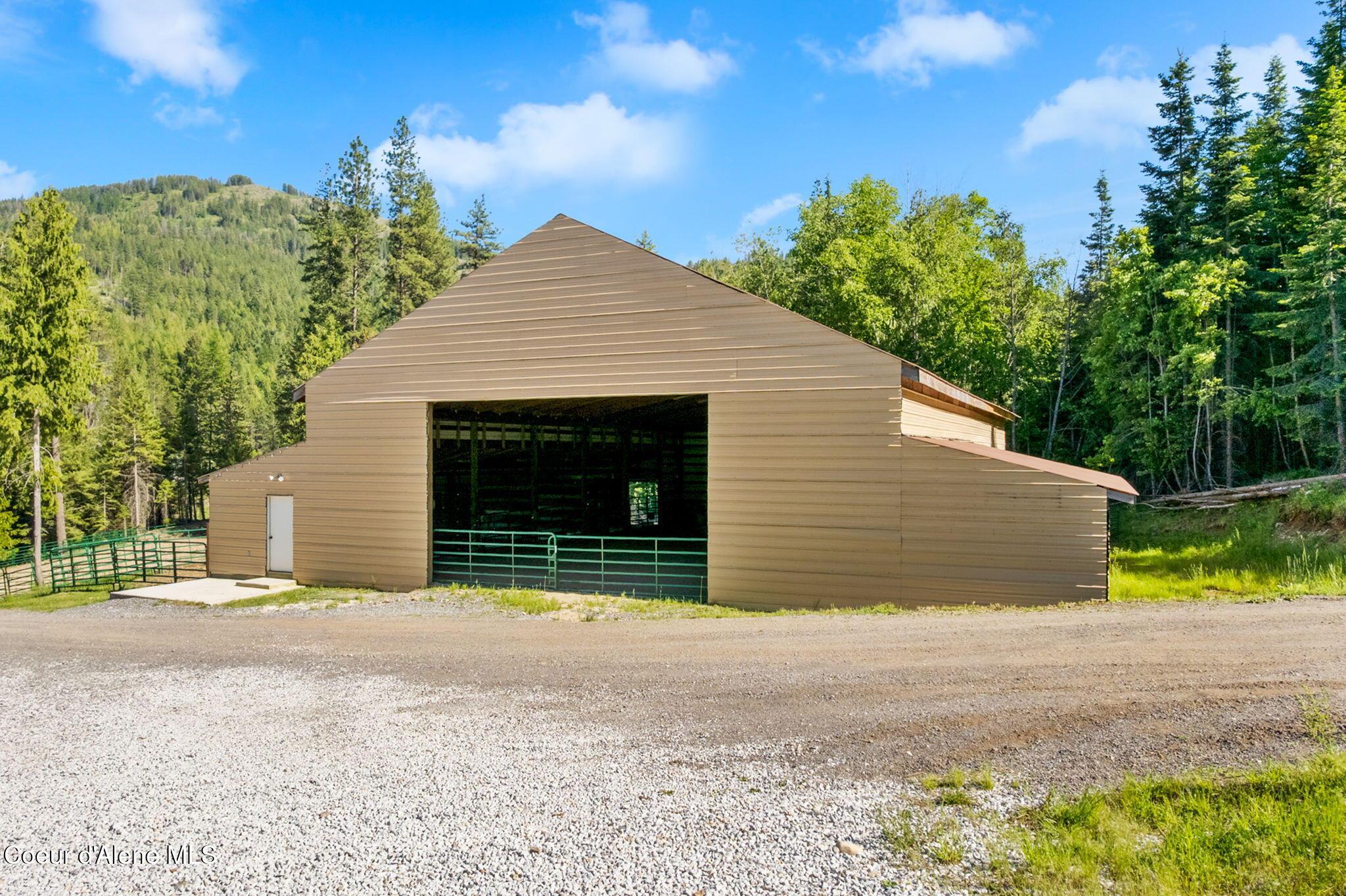 Image 3: 3-web-or-mls-1446 Sagle Creek-3