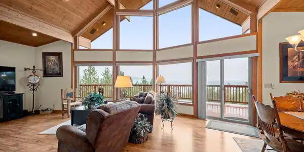 2094 E Driftwood Heights DR
