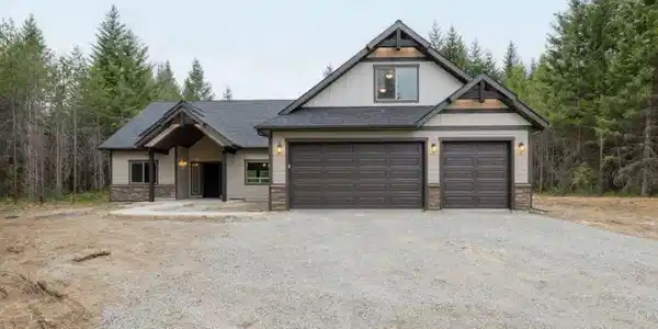 Image 2: Front of Home