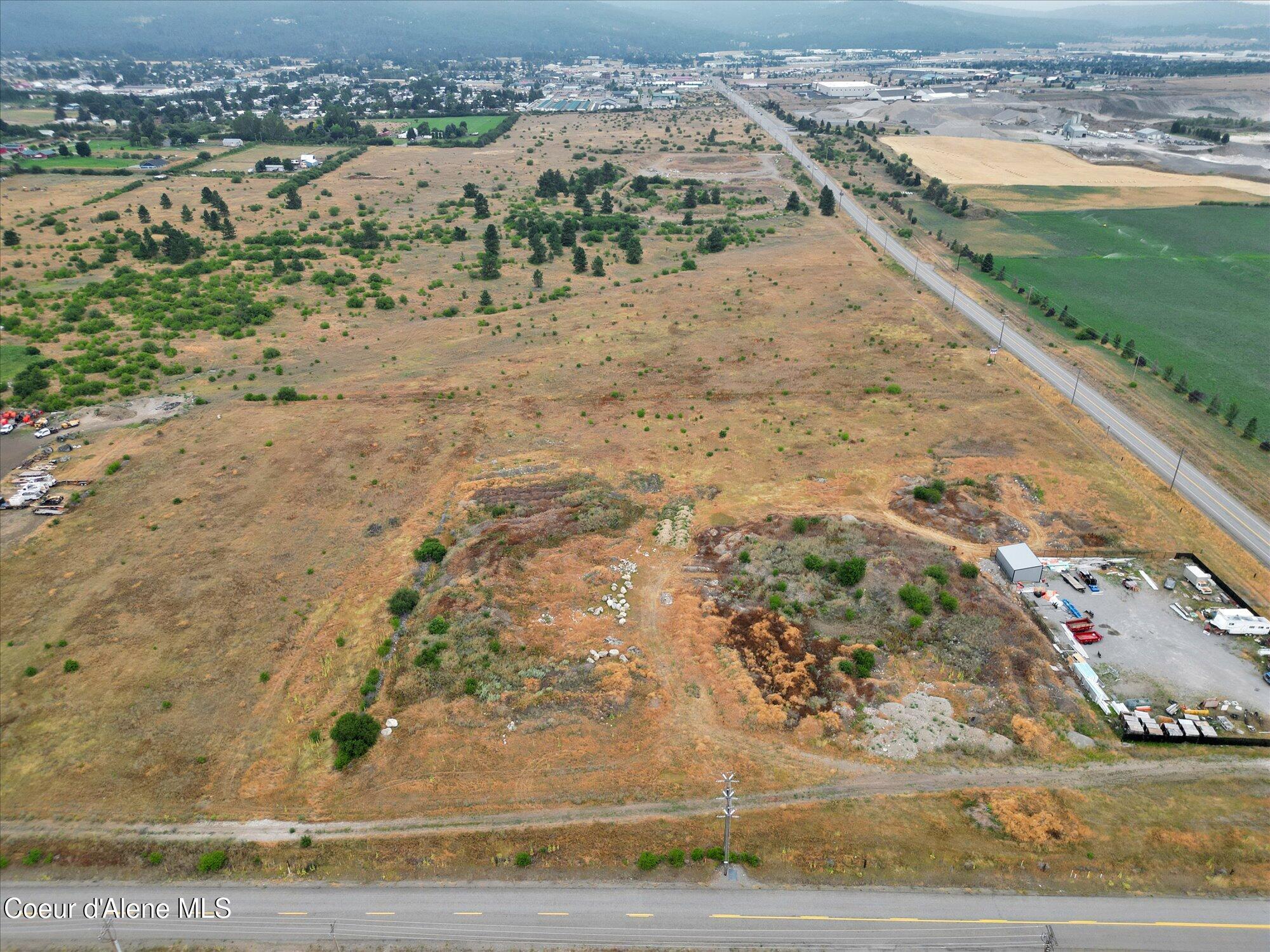 Image 4: 062-NNA SE Corner Poleline