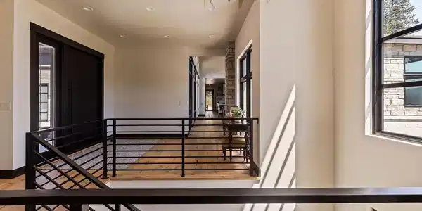 Image 3: Foyer