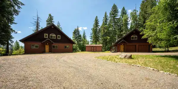 1911 Carr Creek Rd