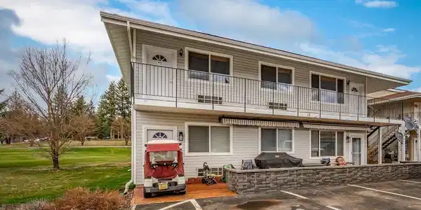 15 Fairway Dr Unit SPC1