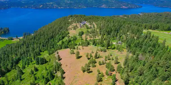 Image 3: 18-web-or-mls-Aerial Drone-17