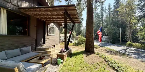 Image 4: 4