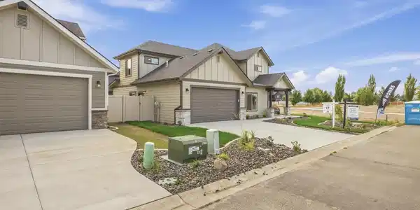 Image 4: Front Angle of Home