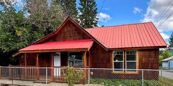 220 N Main St