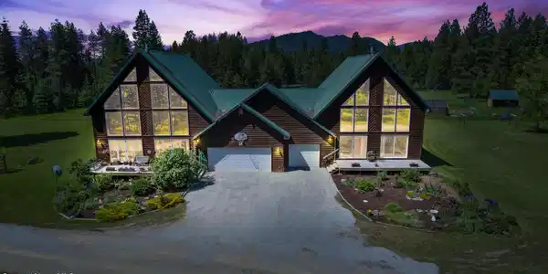771 Peninsula Lp