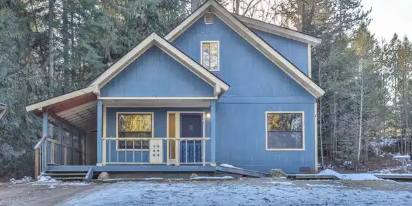 238 Blackthorn Rd