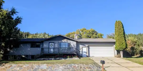 6857 Westview Dr