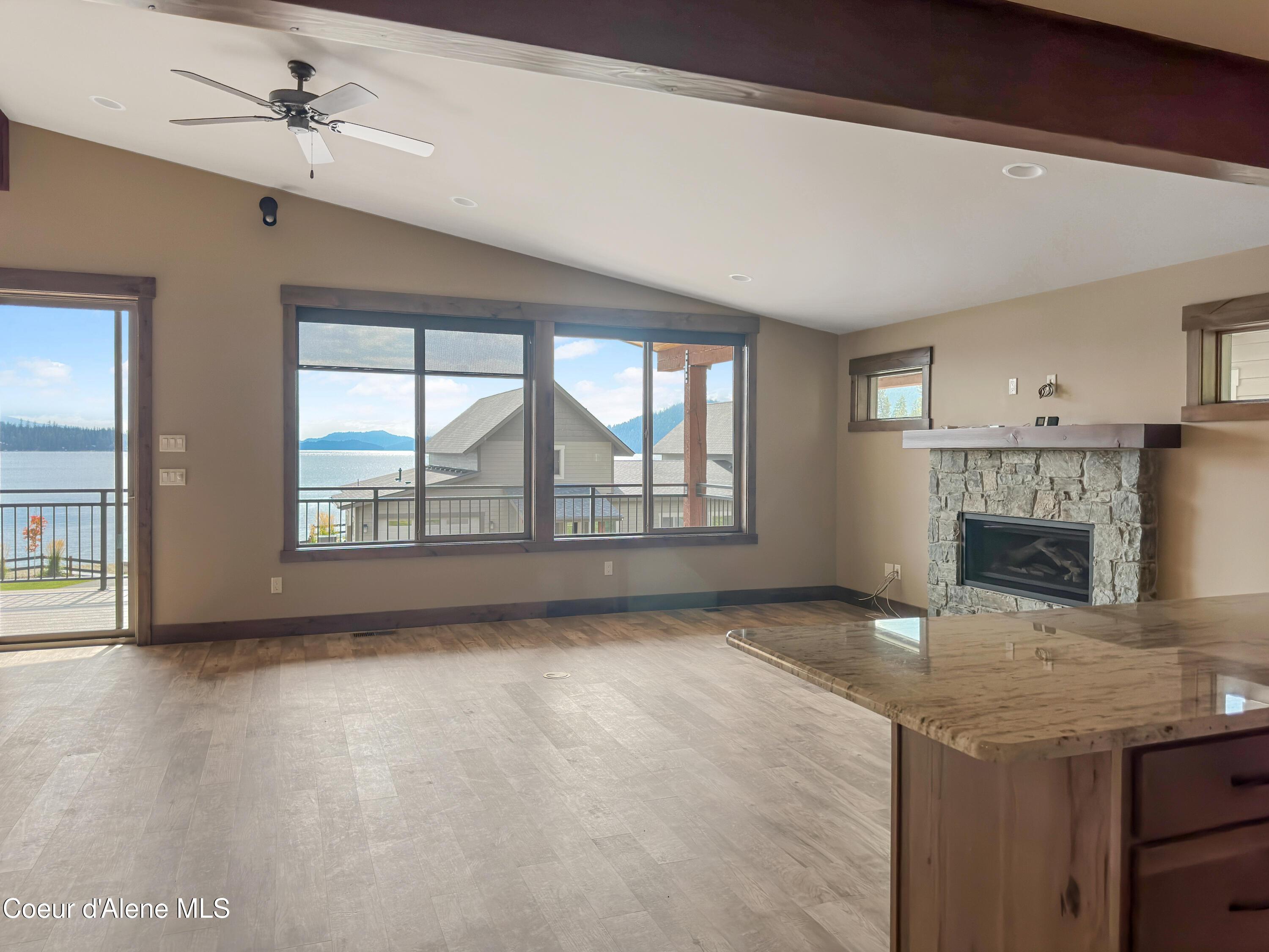Image 1: Living Room
