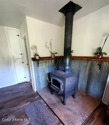 Image 4: 3