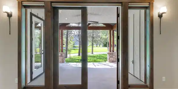 Image 4: Living to Outside Cover Deck